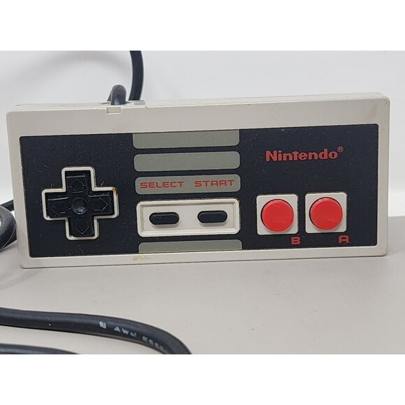 Vintage Nintendo NES Original‎ Controller Untested - Picture 1 of 6